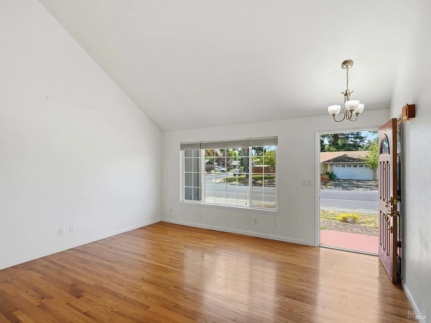 8460 Lancaster Drive - Photo 4