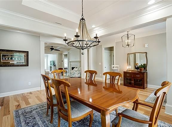 3rd image of 1831 Farrow Dr