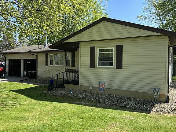 2nd image of 25 Brooks Ct