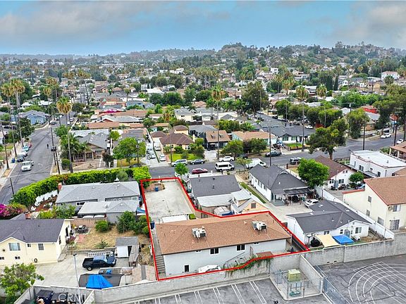 5th image of 5245 Navarro St