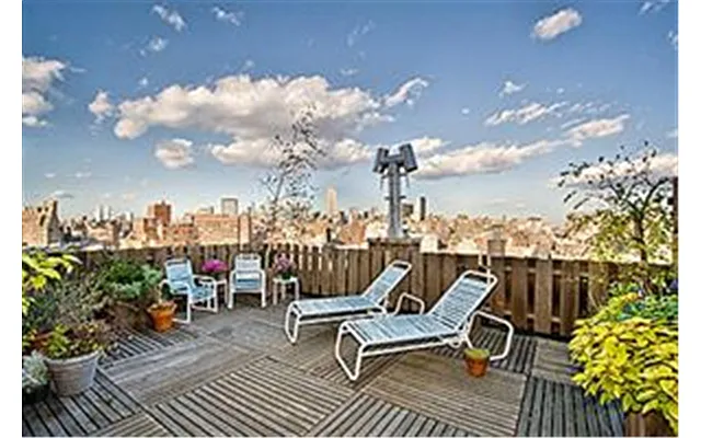 Sold by Douglas Elliman | media 10