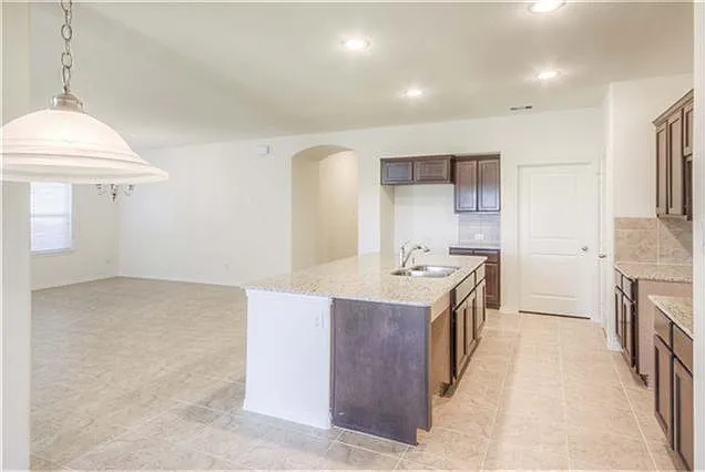 8410 Green Paseo Pl — Photo 12