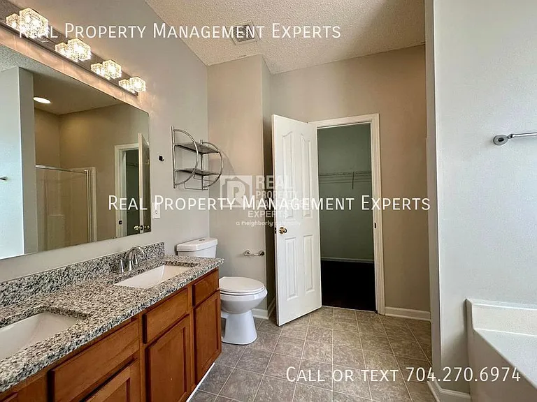 8815 Firestreak Dr — Photo 12