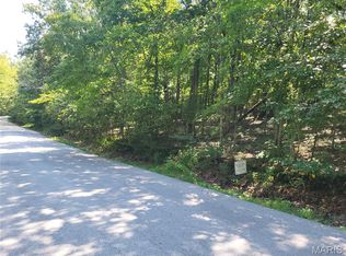 3 Lake Hill Dr #B, Hillsboro, MO 63050