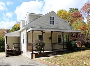 12 Edith St, Cumberland, RI 02864