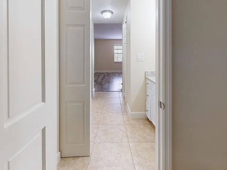 Myakka Bathroom