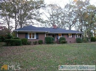 516 Brook Cir, Griffin, GA 30224