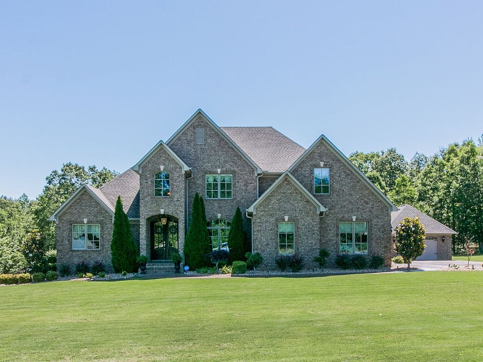 1st image of 128 Airport Ct
