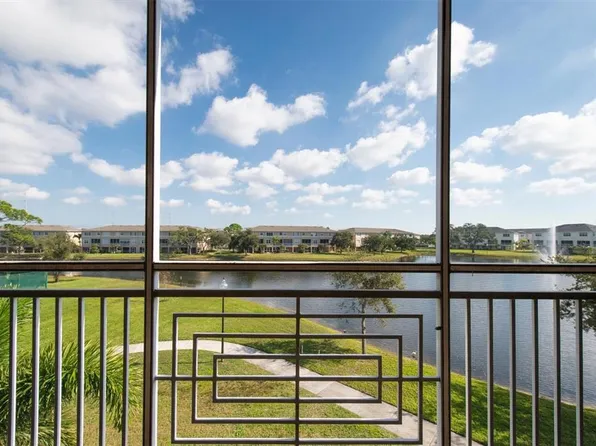 7069 Key Haven Rd APT 302, Seminole, FL 33777