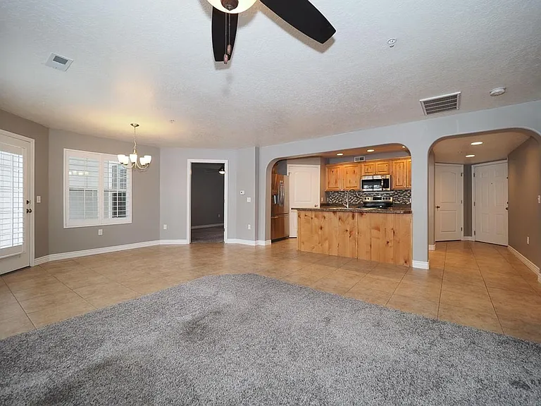 11776 S Grandville Ave #104 — Photo 12