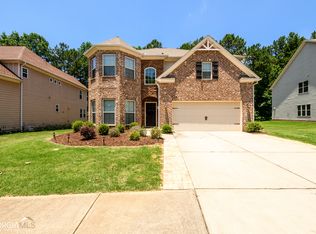 1247 Clear Stream Rdg, Auburn, GA 30011