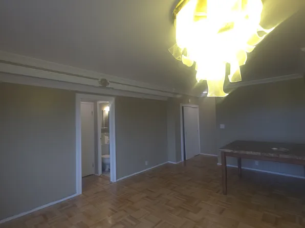 2 Fordham Hill Oval image 7 of 23