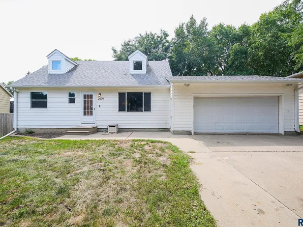 2609 S Judy Ave, Sioux Falls, SD 57103