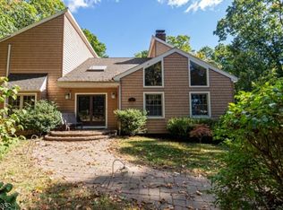 21 Baldwin Ln, Boonton, NJ 07005