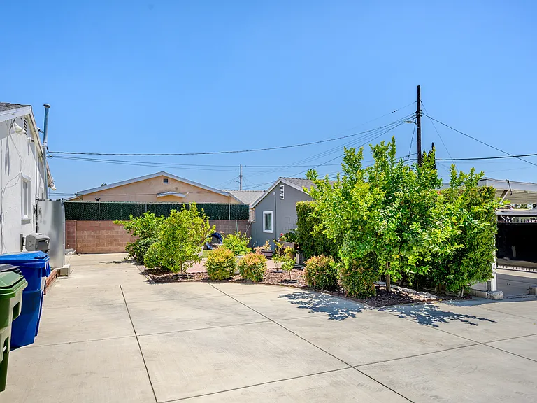 11793 Glencrest Dr — Photo 27