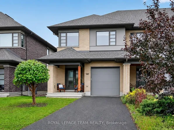 140 Larimar Cir, Ottawa, ON K1X 0B6