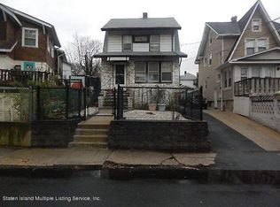 122 Roff St, Staten Island, NY 10304