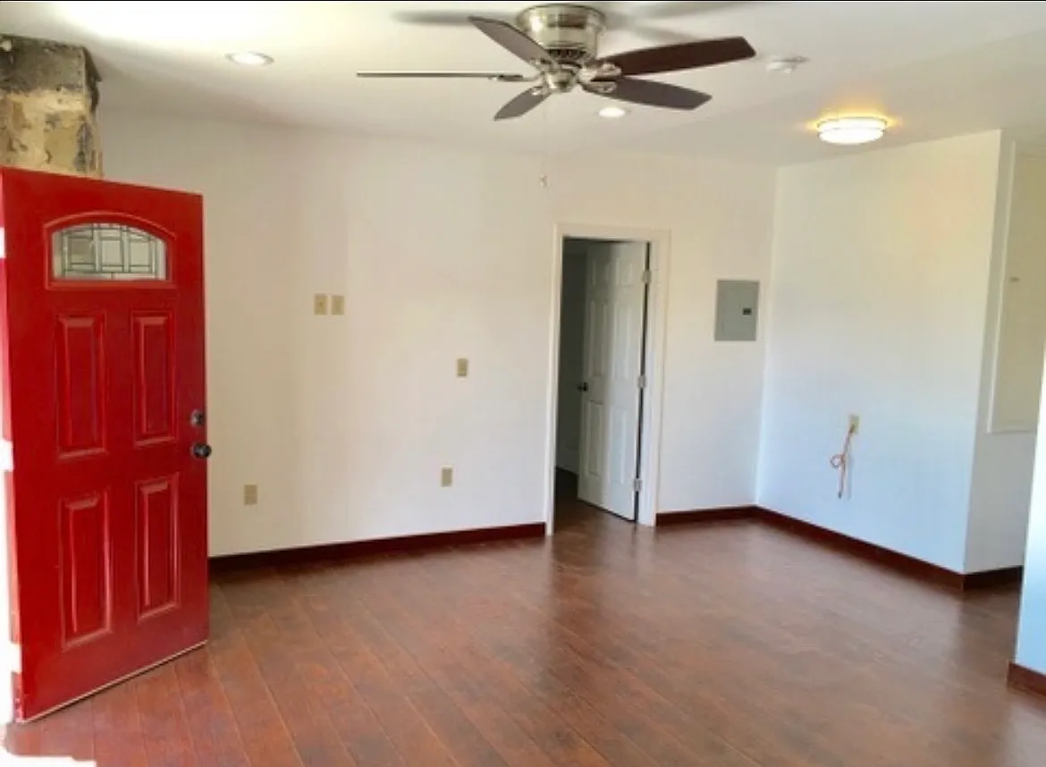 2013A McKinley St — Photo 2