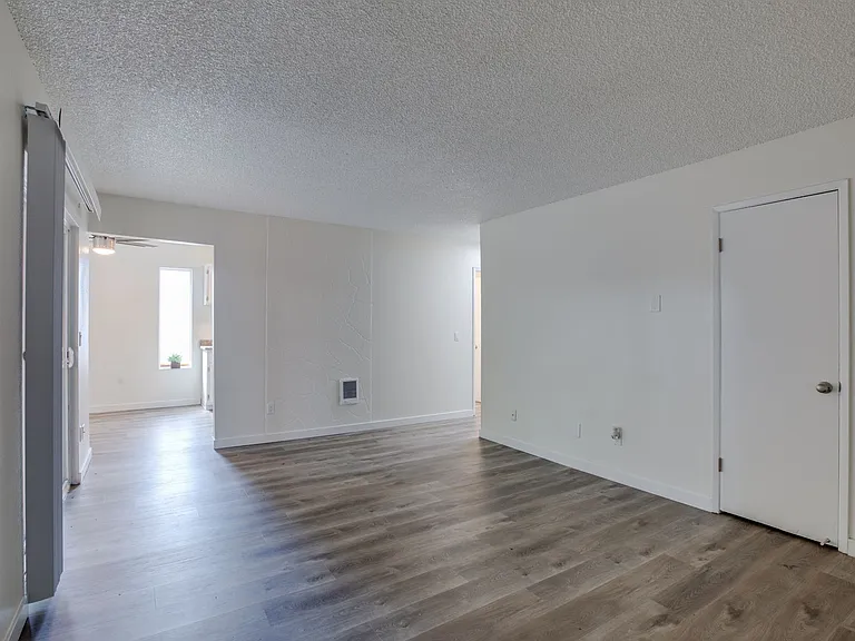PARK PLACE APARTMENTS - YOUR HOME IS HERE! - UP TO 6 WEEKS FREE! — Photo 15