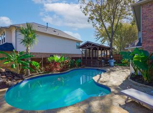 4402 Goodwin St, Grand Prairie, TX 75052