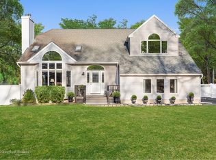 14 Bittersweet Ave S, Hampton Bays, NY 11946