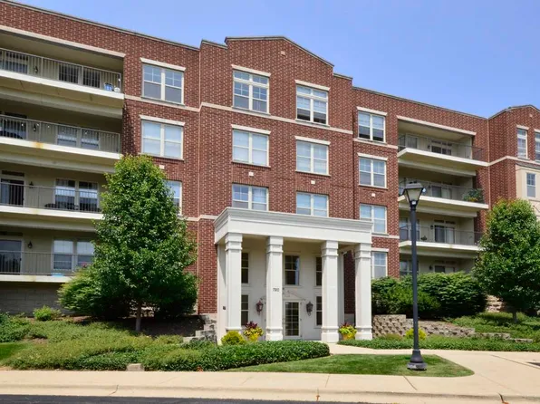 720 Prestwick Ln Unit 504, Wheeling, IL 60090