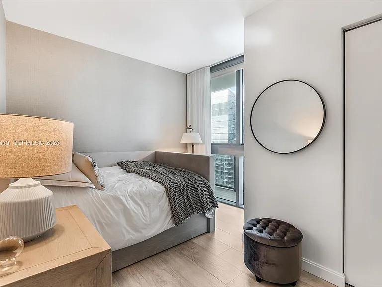 55 SW 9th St #4001 — Photo 17