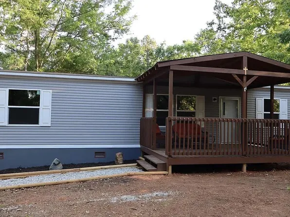 104 Trout Stree S Greenwood St, Greenwood, SC 29649