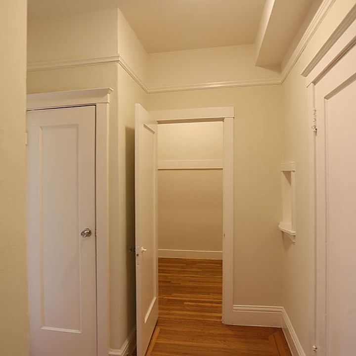 1st image of 837 Geary St #304