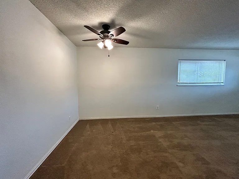 140 E Highline Cir #108 — Photo 11