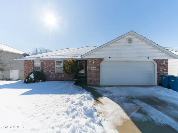 1530 La Hacienda Ct, Jefferson City, MO 65101