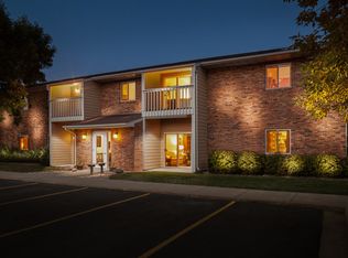 6615 W 43rd Pl APT 10, Sioux Falls, SD 57106