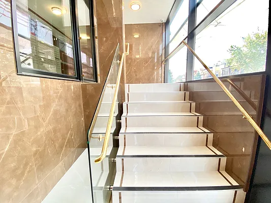 Rented by EastMount Realty LLC | media 11