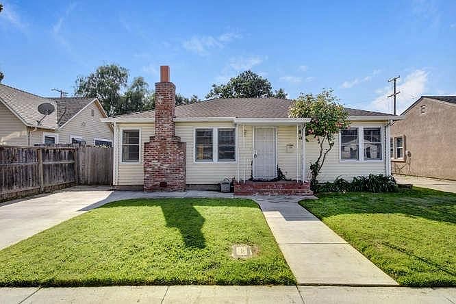 1st image of 1602 W Oxford Way
