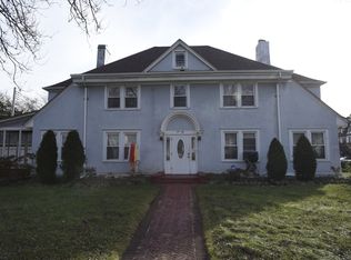 8505 105th St, Richmond Hill, NY 11418