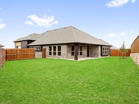 4th image of 125 Woodlands Way