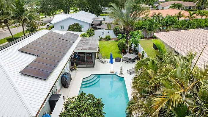 2529 NW 32nd St