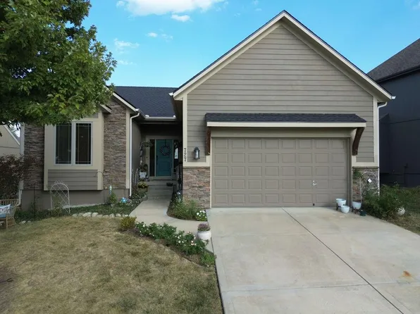 727 S Washington St, Raymore, MO 64083