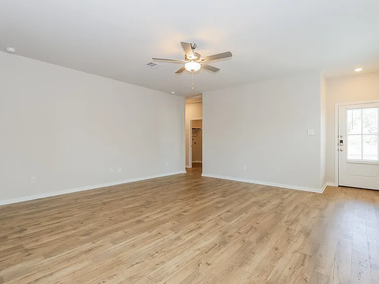 15574 Caramel Springs Dr — Photo 5