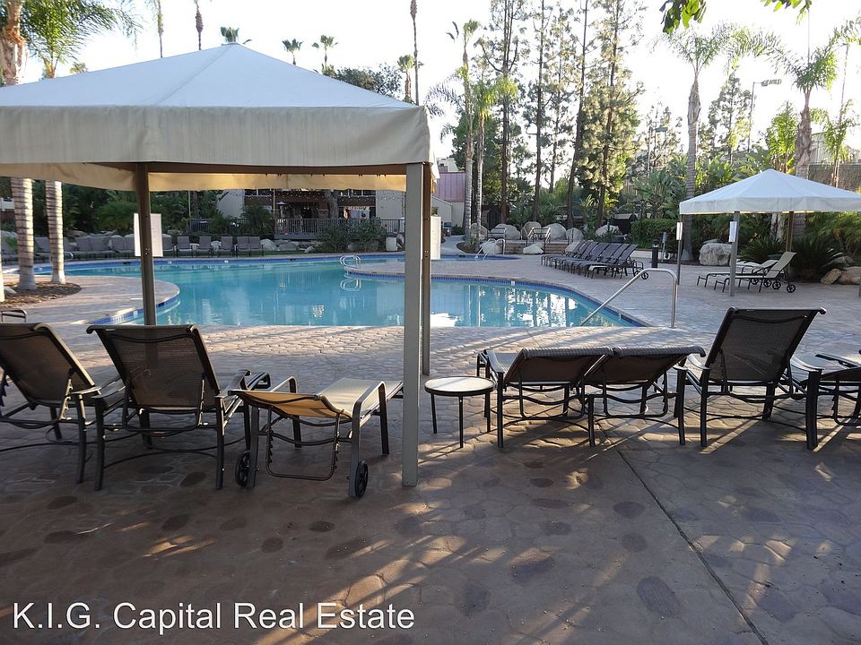 1st image of 5565 Canoga Ave #8-111