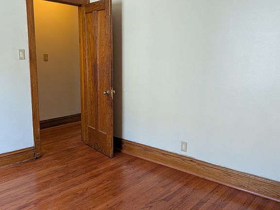 3rd image of 4034 W Cortland St APT 2