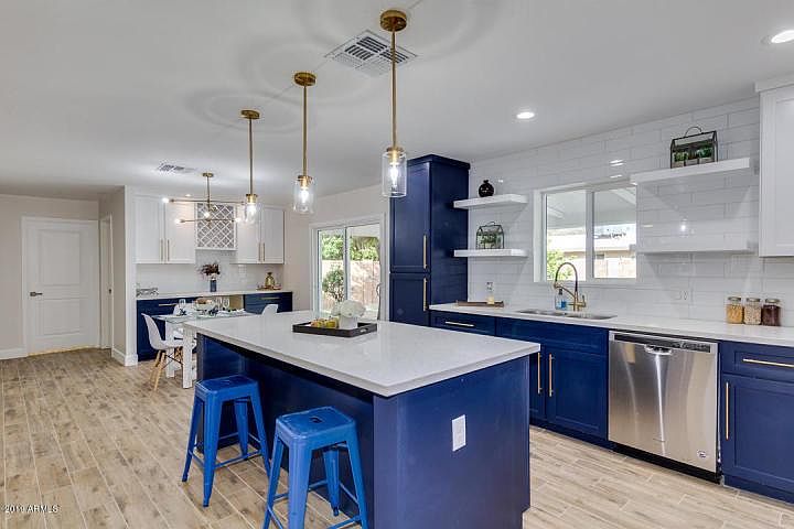 1st image of 6055 N 21st Dr