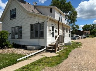 516 Medary Ave #D, Brookings, SD 57006