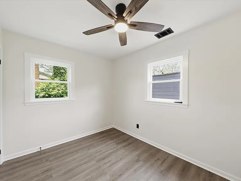 6128 Red Bank Rd — Photo 11