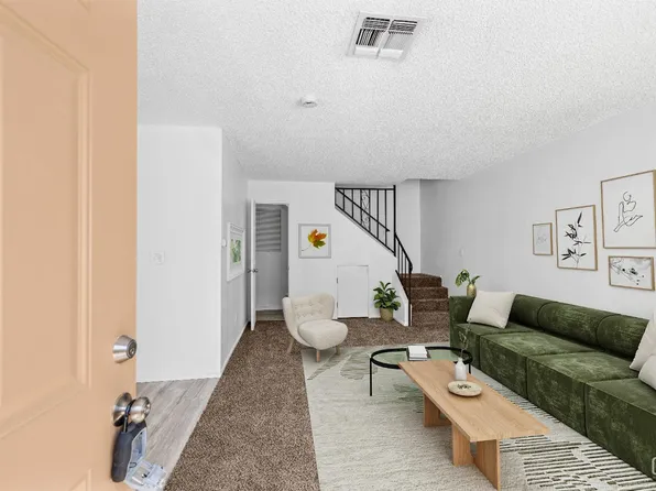 510 Real Rd #33, Bakersfield, CA 93309