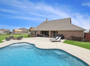 180 Heather Ln, Decatur, TX 76234