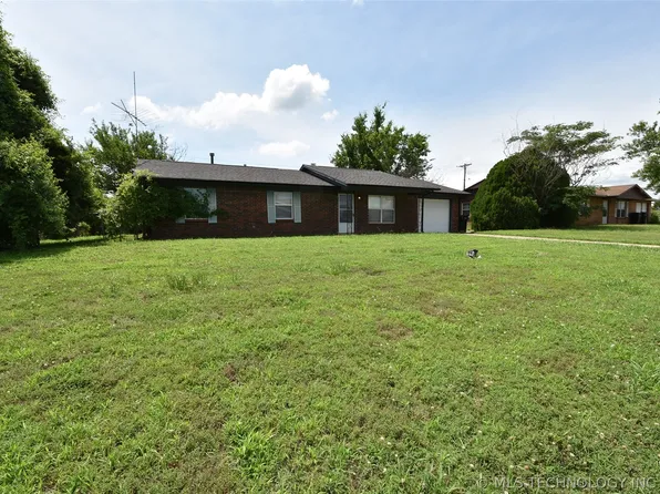930 N Alex Noon St, Wetumka, OK 74883