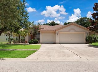 7308 Carrington Oaks Ln, Apollo Beach, FL 33572