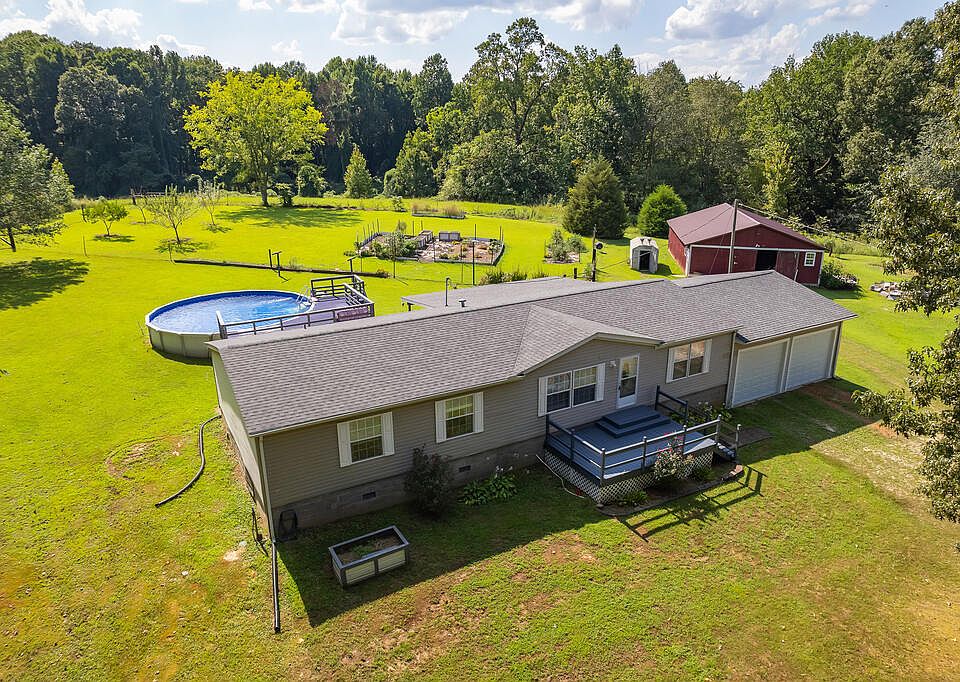 1st image of 445 Clearview Dr