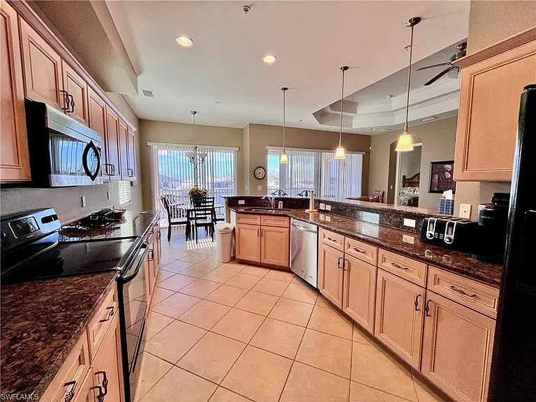 190 Shadroe Cove Cir #703 — Photo 5